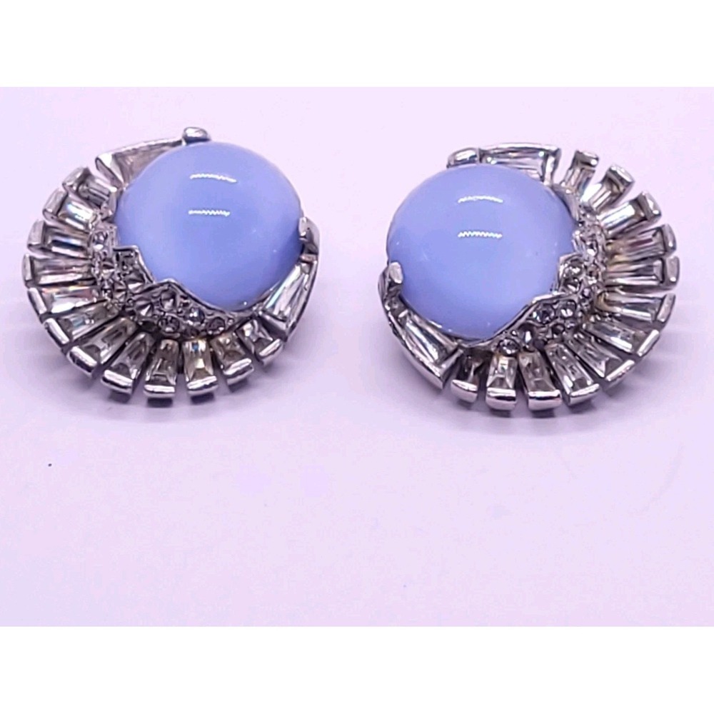 Vintage Blue Moonglow Cabochon Baguette Rhinestone Clip-On Earrings F102 MCM